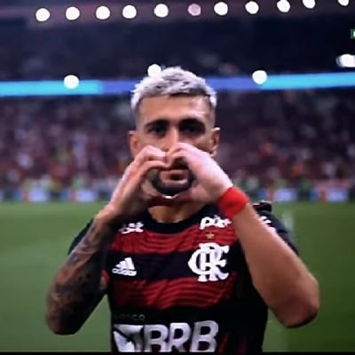 meu nome e raphael meu sonho é ser goleiro do Flamengo