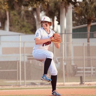 LHP ‘25 Top FB Velo: 86.4 EV: 92 Ht: 5’11 Wt: 188 GPA: 3.91 email: micahhays25@gmail.com # (607) 426-7063