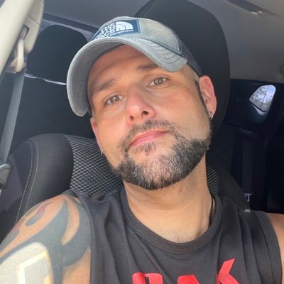 Adult content 18+ only. Love the out doors and rugby. looking for good friends and sexy men to make content with. onlyfans @wv_cub/justfor.fans @wv_cub