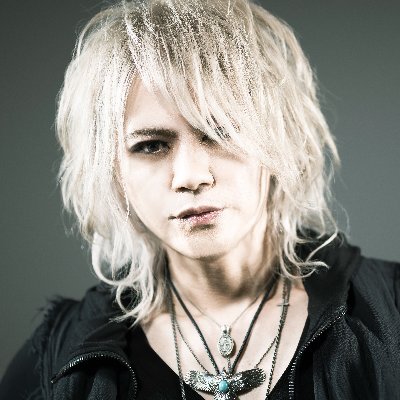 Guitarist:DAIDA LAIDA / UNCHAINED / LIV MOON / HARUKA / X-RAY featuring KENTARO / ex.Gargoyle
