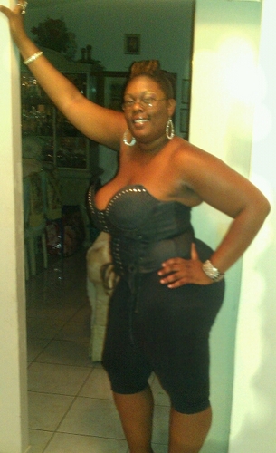 HoneyChocVixen's profile picture. 