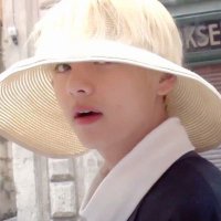... (@taethinker_) 's Twitter Profile