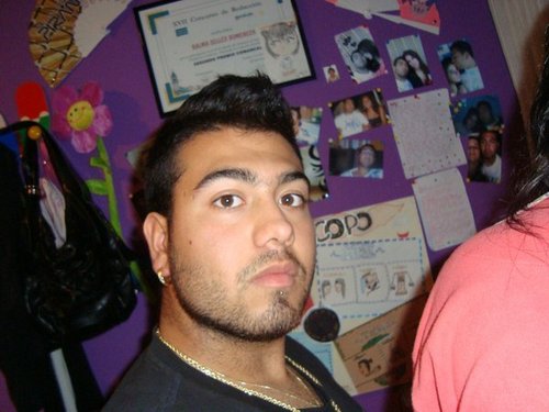 _AdrianmesA_'s profile picture. Freedom! :)
amante del arte en cualquier estado :) amante de la buena musica ,de los animales ... libertad respeto igualdad ...