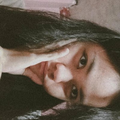 Now, promise me several times a day, even if you feel lonely, don't throw yourself away.