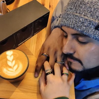 irvkoothrappali's profile picture. 25 años | Cinéfilo | Geek | coleccionista | Maruchan | Frikiends | TO INFINITY AND BEYOND 👉🏻👈🏾💜