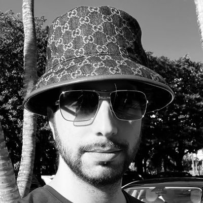 seansapir's profile picture. I make cool shit.