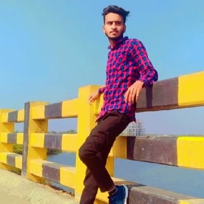 __vishal72's profile picture. शौर्यम...दक्षम...युध्धये...!
    बलिदान परम् धर्म...!