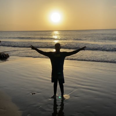 lexdedeb's profile picture. Chill and normal vibez