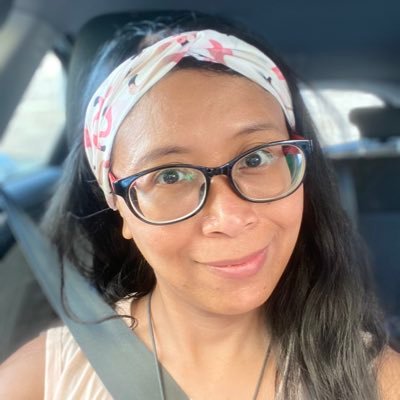 A Singaporean living in Rome, Italy. I love good food, flamenco and drawing cartoons 😁