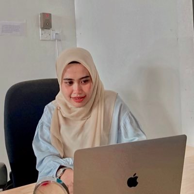 lalalolaa23's profile picture. Awas. jangan dekat. sy tak ada otak