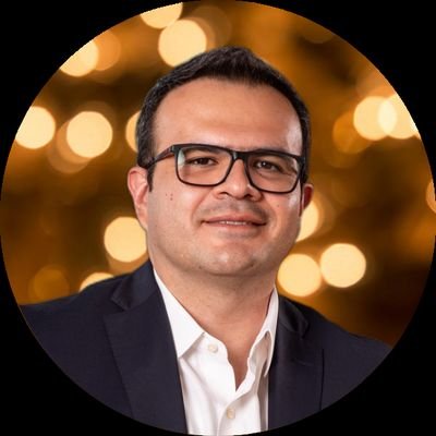 vemedina's profile picture. Economista & MBA con 20 años de experiencia en #Telecomunicaciones, #Ciberseguridad, #Marketing, #Retail, #SaaS, #Ventas