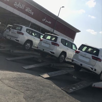 مهتم في مجال السيارات