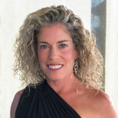 AmyCoulon2's profile picture. 