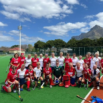 England Hockey Women's O65s team. @mwc2022Hockey World Champions 2022   Affiliated to @englandhockey, opinions are our own. #mastershockey #never2late 🏑 🇬🇧