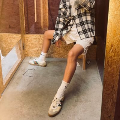 Asian findom here I don't care your st8 or gay(t or b )or bi Just I am your master and you must serve me 👇🏼💶