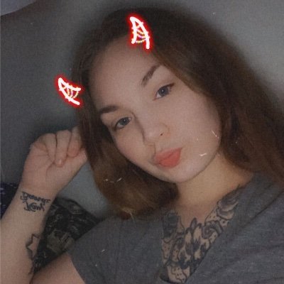 sashamae0515's profile picture. -BITCH STOP LURKERINNN ✌