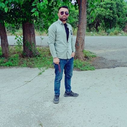 Brk_kemal22's profile picture. Bir yanım huzur öbürü  zaten sol yanım
              Fenerbahçe 💛💙