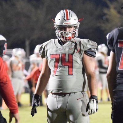 Doral Academy football 🏈🏈 OL/DL GPA:3.70, 5'11 265 Check out my highlights⬇️ Miami🌴305🌴