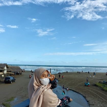 yfuzee17's profile picture. psychology📍