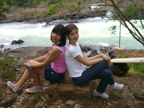 jovens em busca de nosso sonho! @Ianca_JB e @camylix_s2 ♥