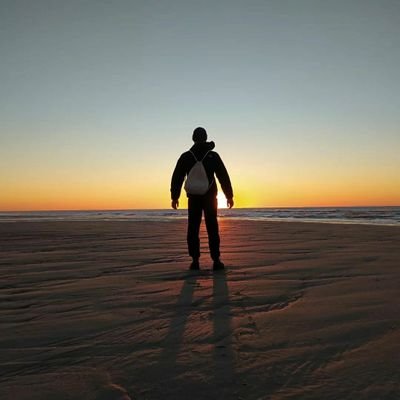 FlaPoFrag161's profile picture. Notizen und Retweets aus dem verlängerten psychosozialen Moratorium / Keine Warenästhetik! Keine Versöhnung mit dem falschen Ganzen! (er/ihm)