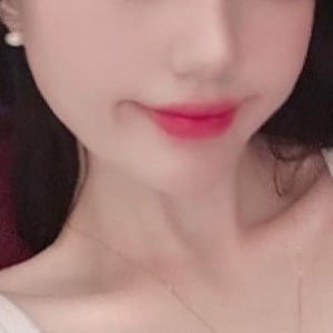 🍑毎日ヒマすぎてウラ垢してる🙋♀️ 内緒で会えるひとと出会いたいなぁ💘 Hな関係もオッケー🤗 オフ〇コと見せ合いも興味あるから遊びに来てねぇ🥰 フォローくれるとうれしいです💞