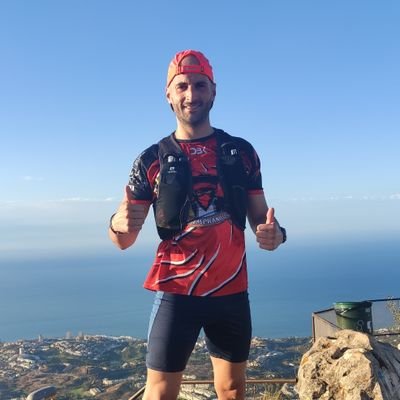 Juanan_espejo's profile picture. Componente de la @AMLaSantaCruz.