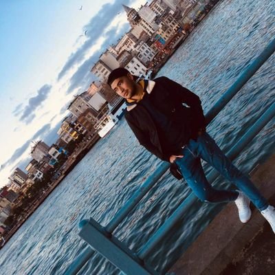 AlizafarMohaqiq's profile picture. 