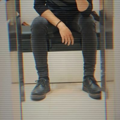 Aren97106729's profile picture. ما گَردیم
میگردیم