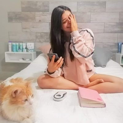 Catlover🐱 || Emprendedora📱 || Skincare lover✨