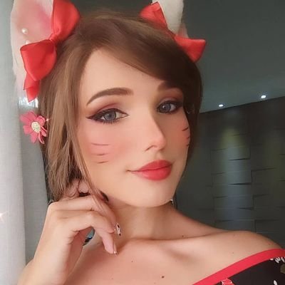 Sayuki Lola 🦊 Uma vastaya que não desiste dos seus sonhos 💗 
Cosplayer ✨ DreamFantasy 👑 Futura veterinária de gatinhos 🐱  ♉ Sonserina 🐍