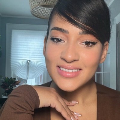 julz_7921's profile picture. Proud At&t Employee • Traveler • Nature Lover • #Summit2019 #ConnectionAwardWinner2020 Opinions Expressed Are My Own