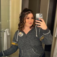 Nicole🤷🏻♀️ (@nikleigh2) 's Twitter Profile