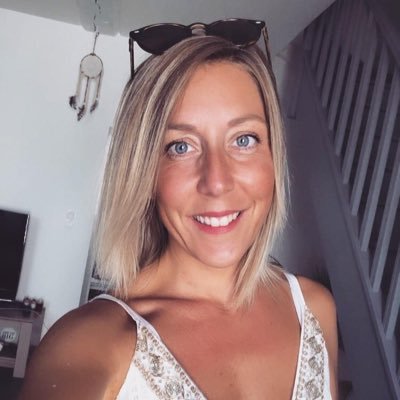 Jennife93642164's profile picture. 