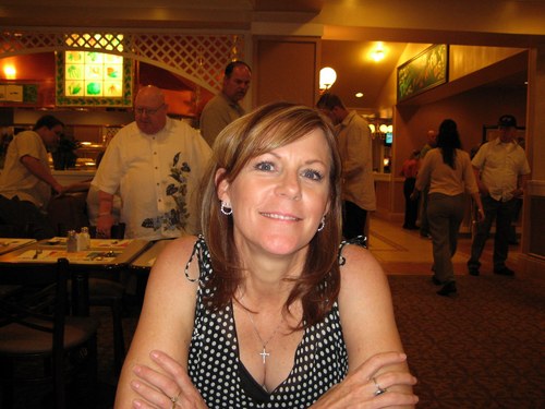 hugabugs00's profile picture. Born Again | Biblical Marriage | Family First | Professional | Entrepreneur | Helping change lives one at a time!