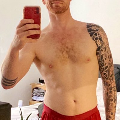 Dirrty Twitter (18+) | he/him/his | scottish 🏴 | #sub | #feminist |📍Cardiff 🏴 |