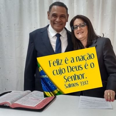 Somos um casal abençoado, adoradores e servos do Deus Altíssimo. Anti-esquerda forever.