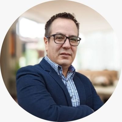 Emprendedor Inmobiliario | Arquitecto
Mi misión es acompañarte y asesorarte junto con mi equipo a encontrar ese espacio perfecto para ti.
🏘Vende | Compra |
