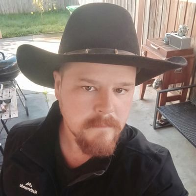 SimonSharlott's profile picture. 