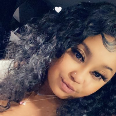 ___EyesClosed's profile picture. Cayden's Mommie ♡♥