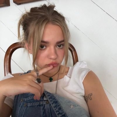 corysteeIe's profile picture. NOT related to my siblings