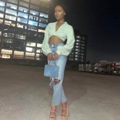 __iloveli's profile picture. CAU Alumna | Co-Owner of Saspire