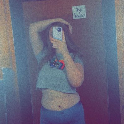 lolAbusiveBaby's profile picture. toxic cod chick🫶🏻 , single asf and LIVING it upppp. follow me for entertainment 🥳