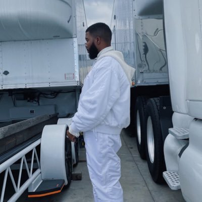 KanyeAdum's profile picture. Believe 🥃