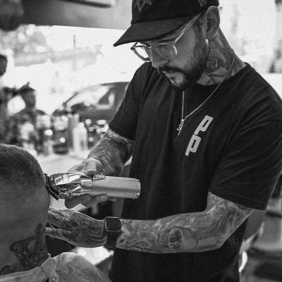Owner @thbc_barbershop @pistonsandpartings. uk and European ambassador for @babylissprouk @capeganguk and @lionsbarbercollective