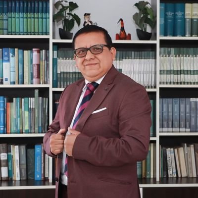 PONCELLICAN's profile picture. Director-Fundador de Ponce Llicán Abogados. Master en Argumentación Jurídica (U. de Alicante).