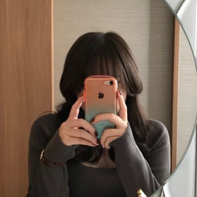ayumi_babababan's profile picture. 個人～企業までのHP、LP、ポートフォリオサイトを制作中💻｜実は結構真面目です（自称）｜デザイン,ノーコード,コーディングに対応可能！｜WordPressも使えます！（オリジナルテーマも作れますよー😊）｜ロゴやSNSのアイコンも作れるってばよ🍥｜セット販売も実施中！お問い合わせは下記のサイトまたはDMへ