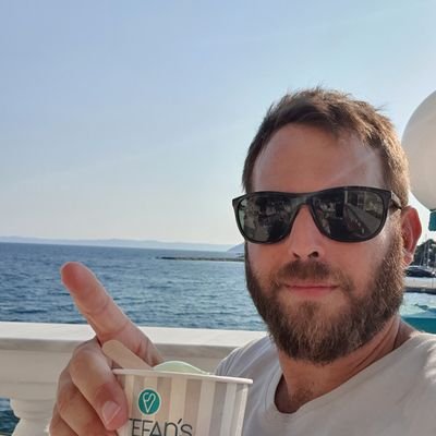 tzvikatz's profile picture. 