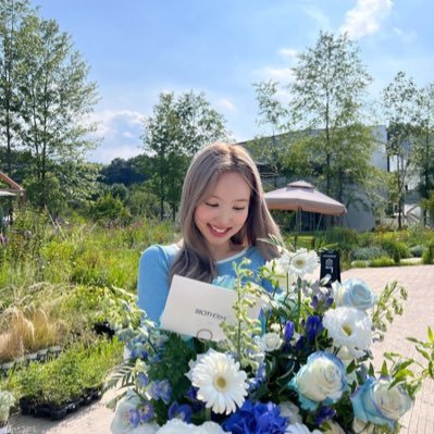 B7h2IPd6nFIosF9's profile picture. 