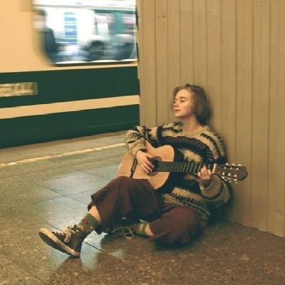 bhhar4's profile picture. هر متن زیبایی که تا به حال خوندی.